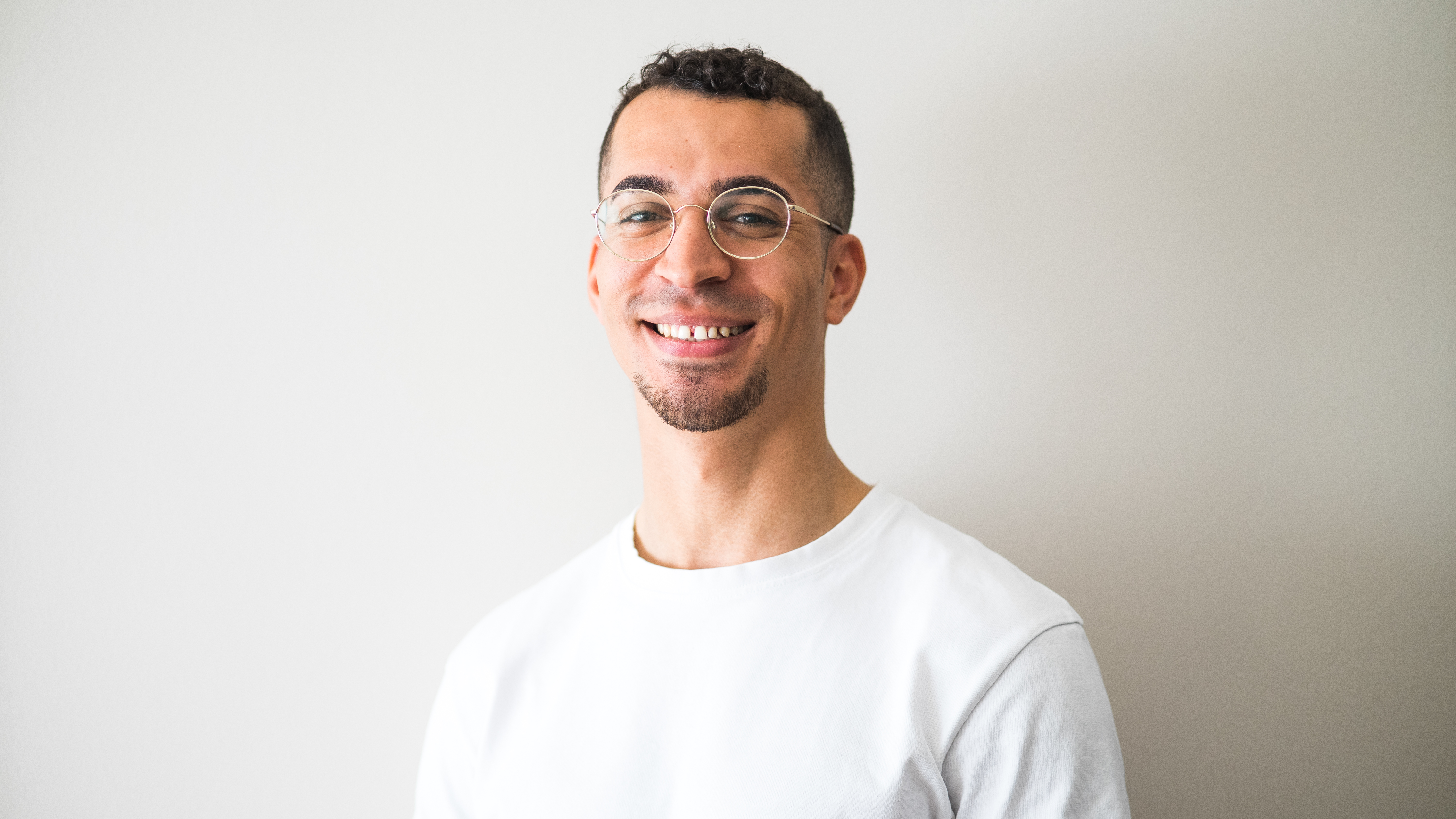 Gilbert Goussanou – Osteopath und Physiotherapeut Hürth und Köln Praxis Goussanou